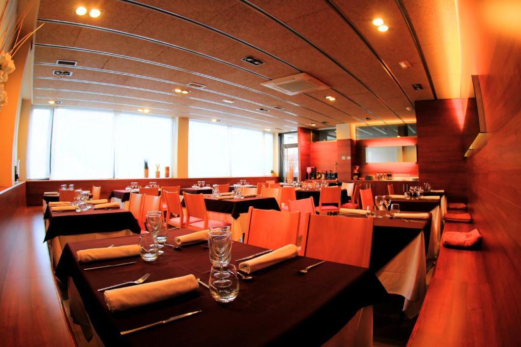 Hotel Viaurelia Montblanc Ngoại thất bức ảnh